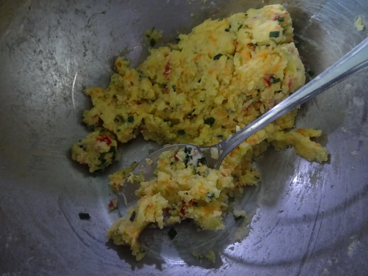 Pilz-Ragout mit crossen Kartoffel-Pflanzerl - Rezept - Bild Nr. 8