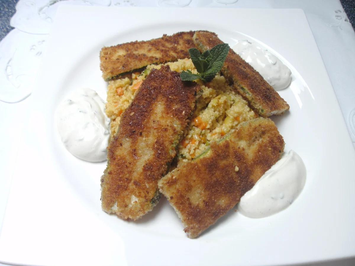 Rezept: Zucchinischnitzel Bild Nr. 2 Zucchinischnitzel - Rezept - Bild Nr. 2