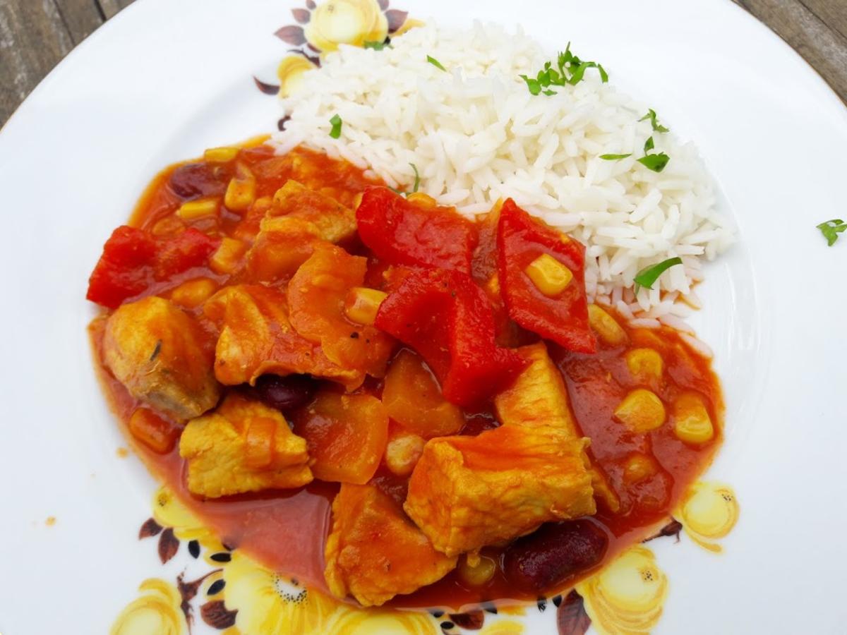 Putengulasch mit Mais und Paprika - Rezept mit Bild - kochbar.de