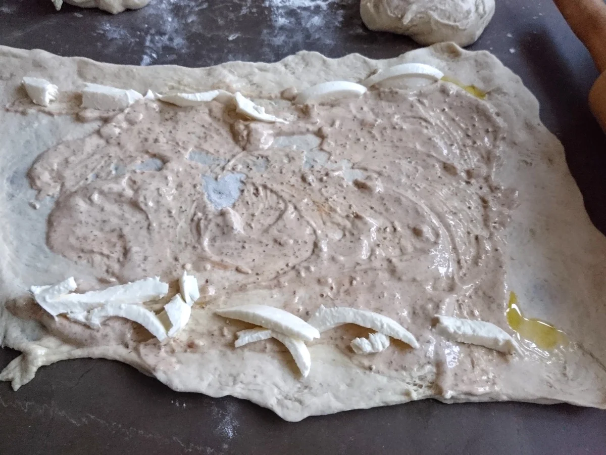 Khachapuri aus reinem Sauerteig - Rezept - Bild Nr. 5