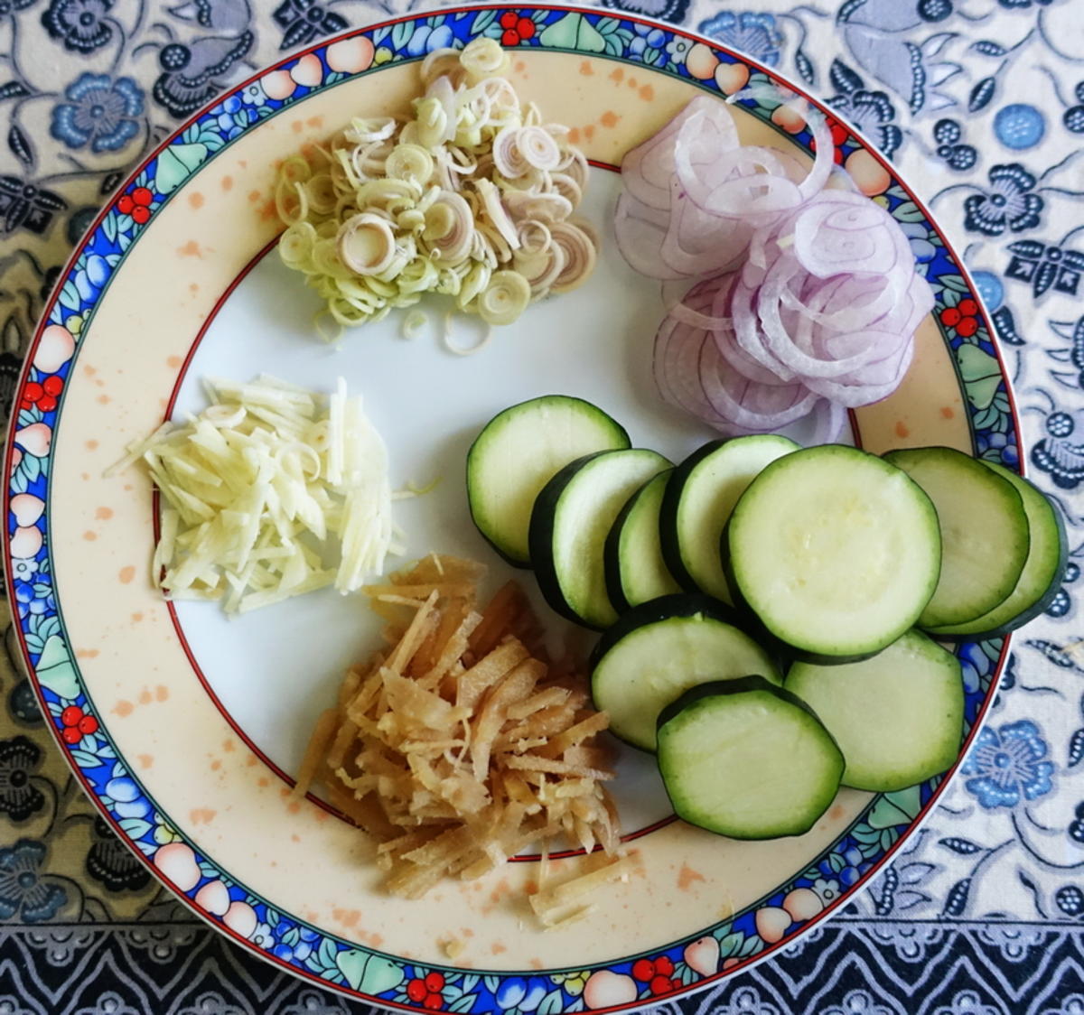 Schweinefleisch Szechuan-Art mit knusprigen Nudeln - Rezept - Bild Nr. 4