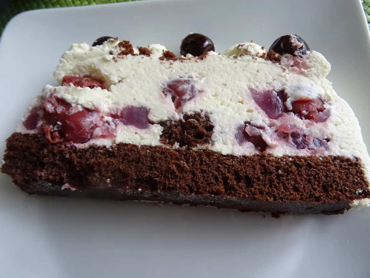 Ricotta-Schmand-Mousse nach "Schwarzwälder-Kirsch-Art" - Rezept - Bild Nr. 10850