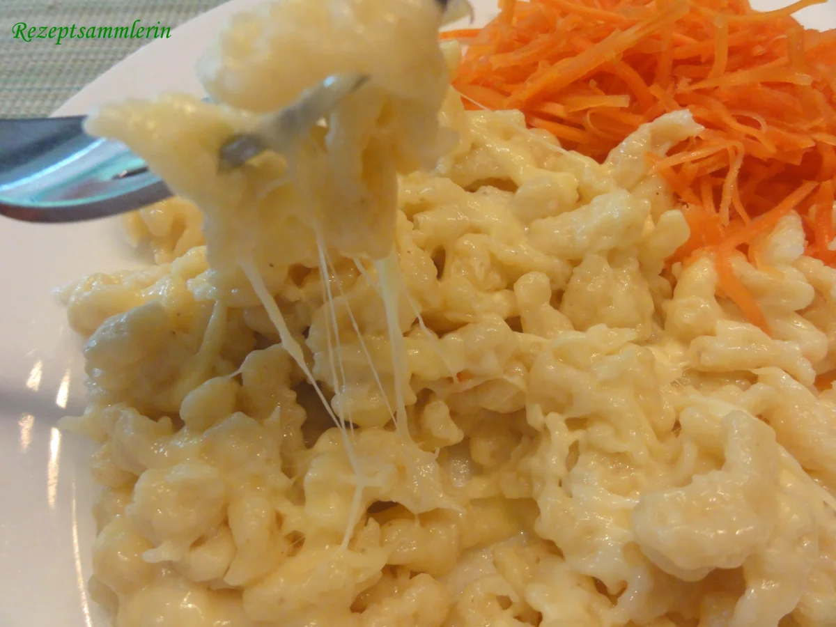 Rezept: Pasta: KÄSE ~ KNÖPFLE und Salat Bild Nr. 2 Pasta: KÄSE ~ KNÖPFLE und Salat - Rezept - Bild Nr. 2