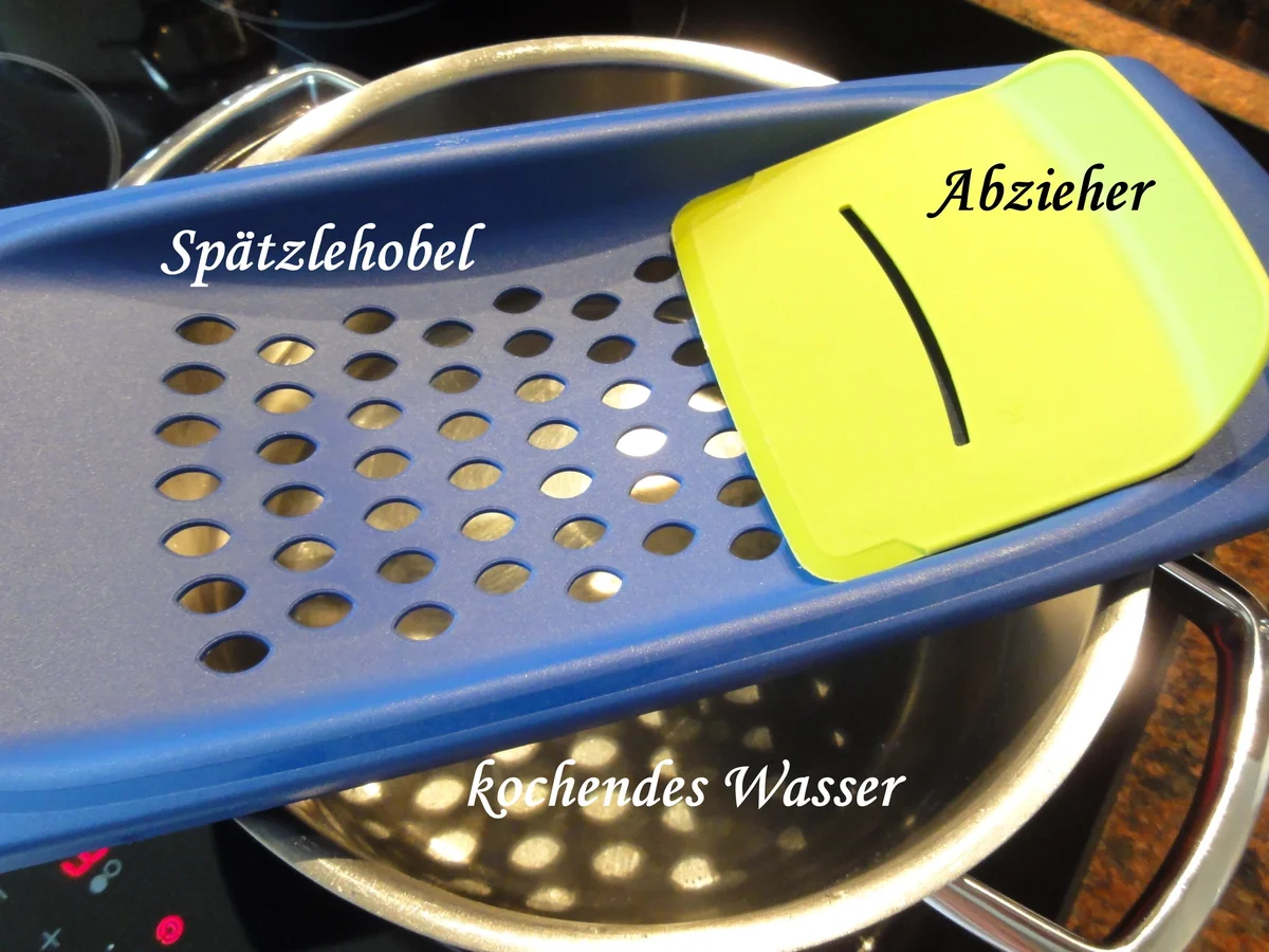 Rezept: Pasta: KÄSE ~ KNÖPFLE und Salat Bild Nr. 4 Pasta: KÄSE ~ KNÖPFLE und Salat - Rezept - Bild Nr. 4