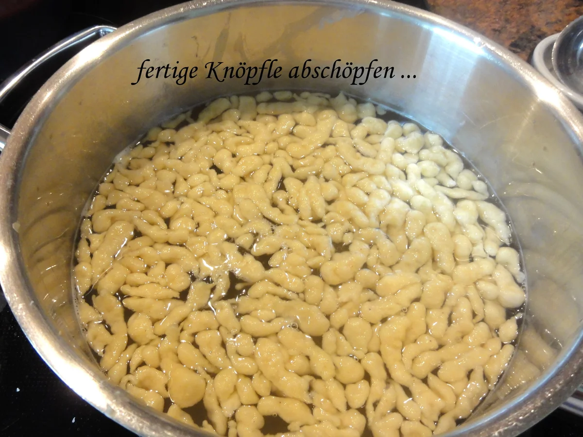 Rezept: Pasta: KÄSE ~ KNÖPFLE und Salat Bild Nr. 8 Pasta: KÄSE ~ KNÖPFLE und Salat - Rezept - Bild Nr. 8