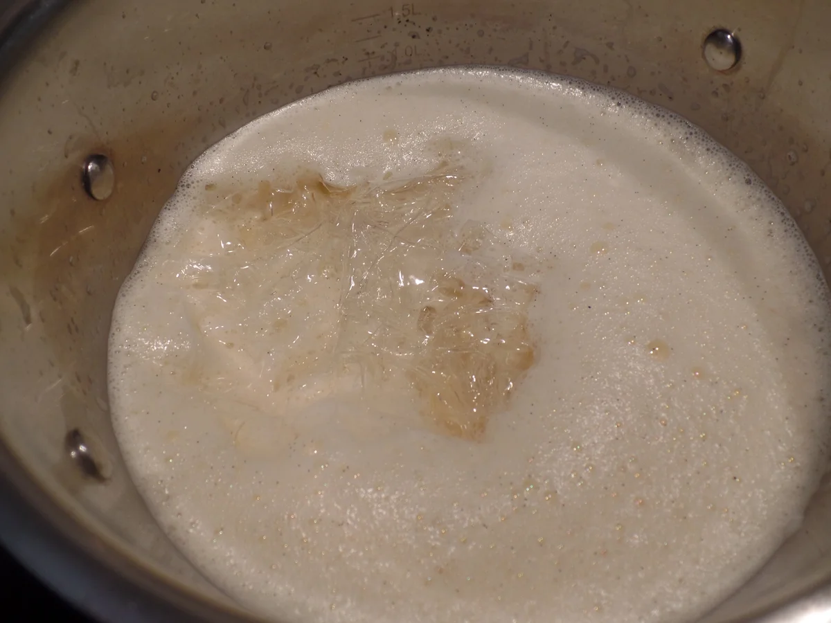 Bayrische Creme mit Heidelbeerkompott - Rezept - Bild Nr. 10875