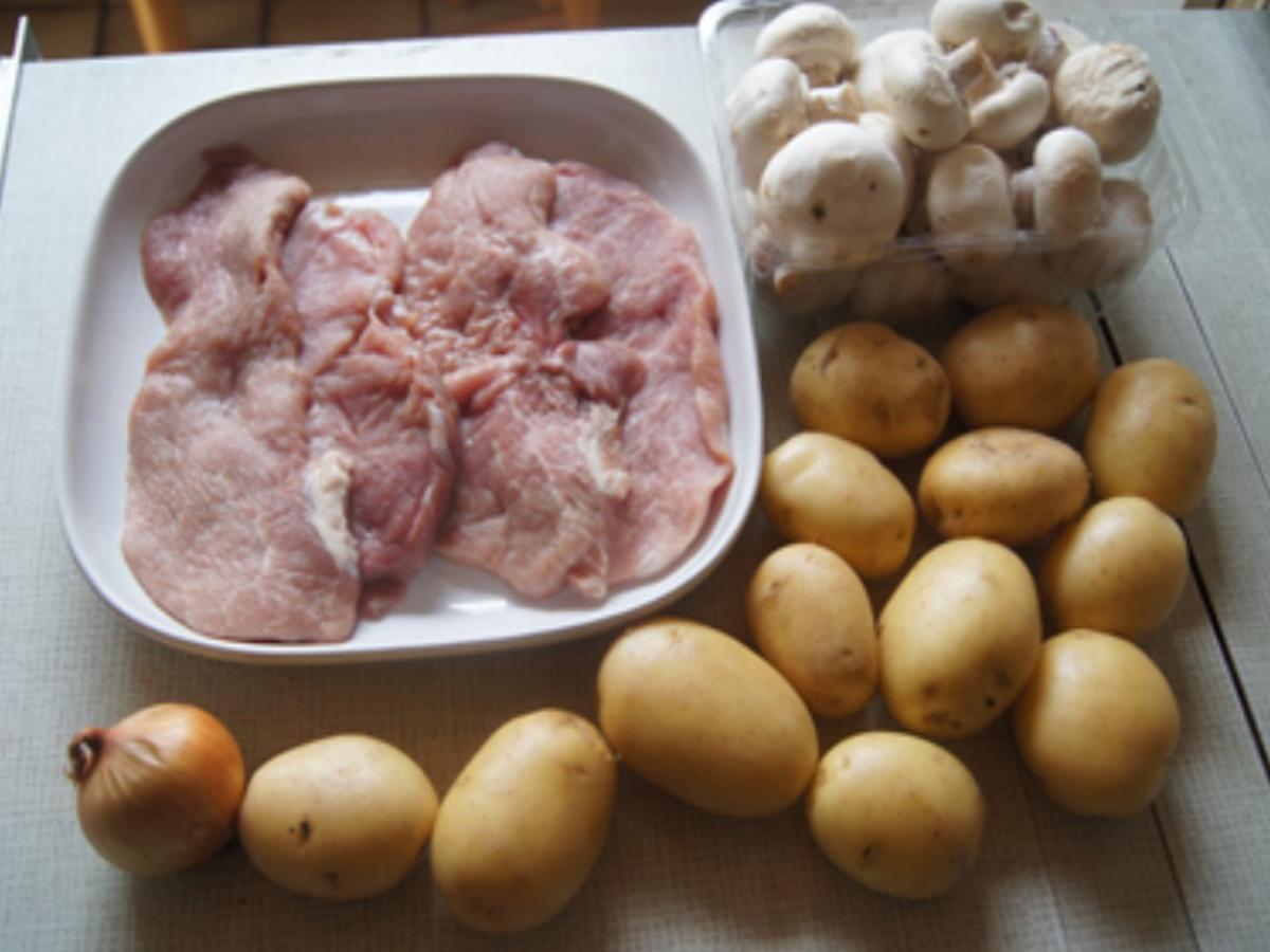 Schnitzel XXL mit Champignons und Kartoffelstampf - Rezept - Bild Nr. 3