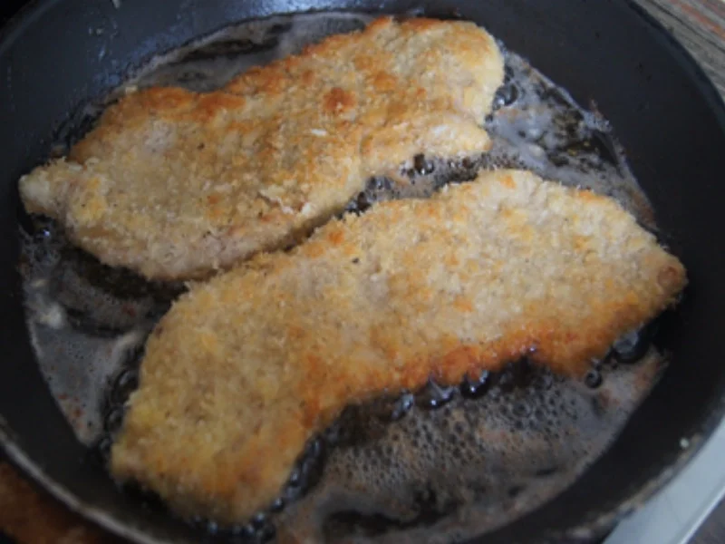 Rezept: Schnitzel XXL mit Champignons und Kartoffelstampf Bild Nr. 12 Schnitzel XXL mit Champignons und Kartoffelstampf - Rezept - Bild Nr. 12