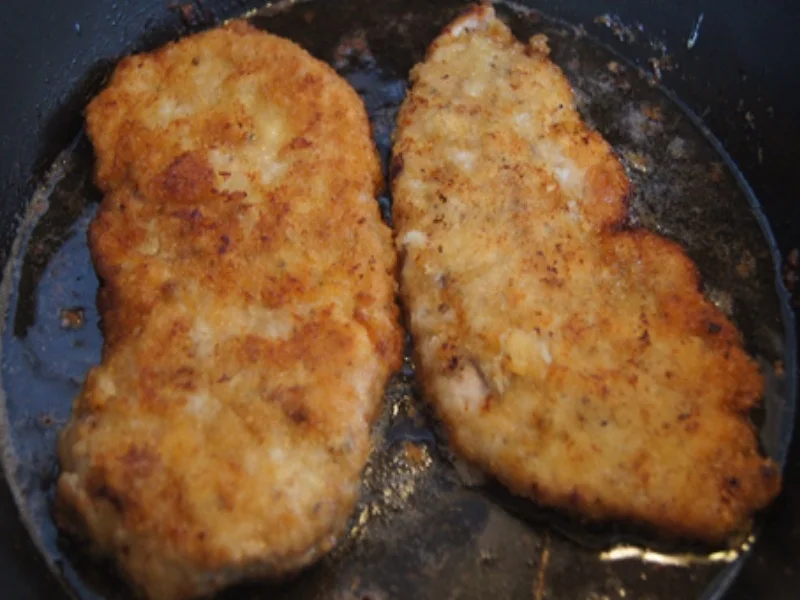 Rezept: Schnitzel XXL mit Champignons und Kartoffelstampf Bild Nr. 10898 Schnitzel XXL mit Champignons und Kartoffelstampf - Rezept - Bild Nr. 10898