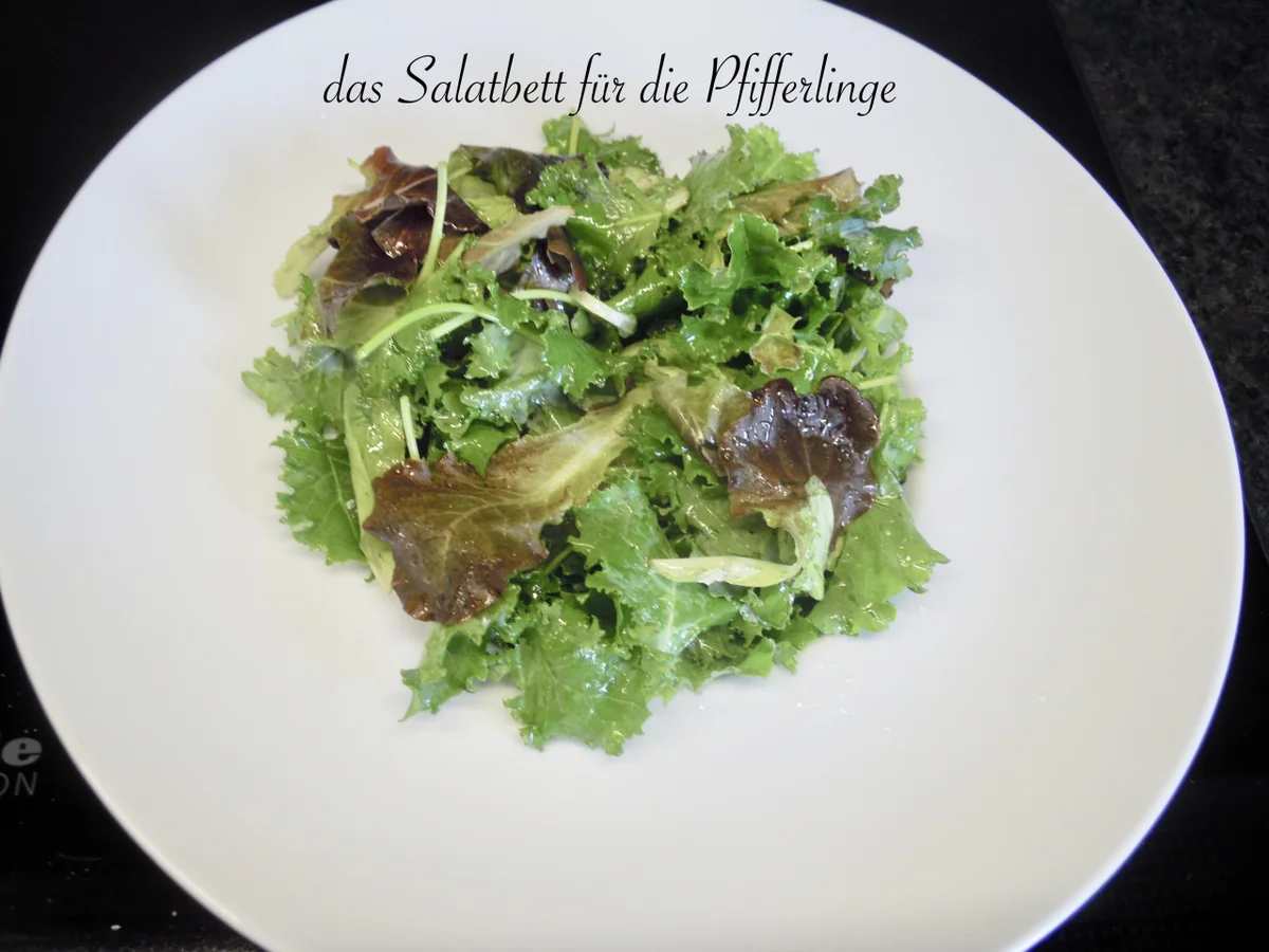 Sommersalat mit lauwarmen Pfifferlingen - Rezept - Bild Nr. 10