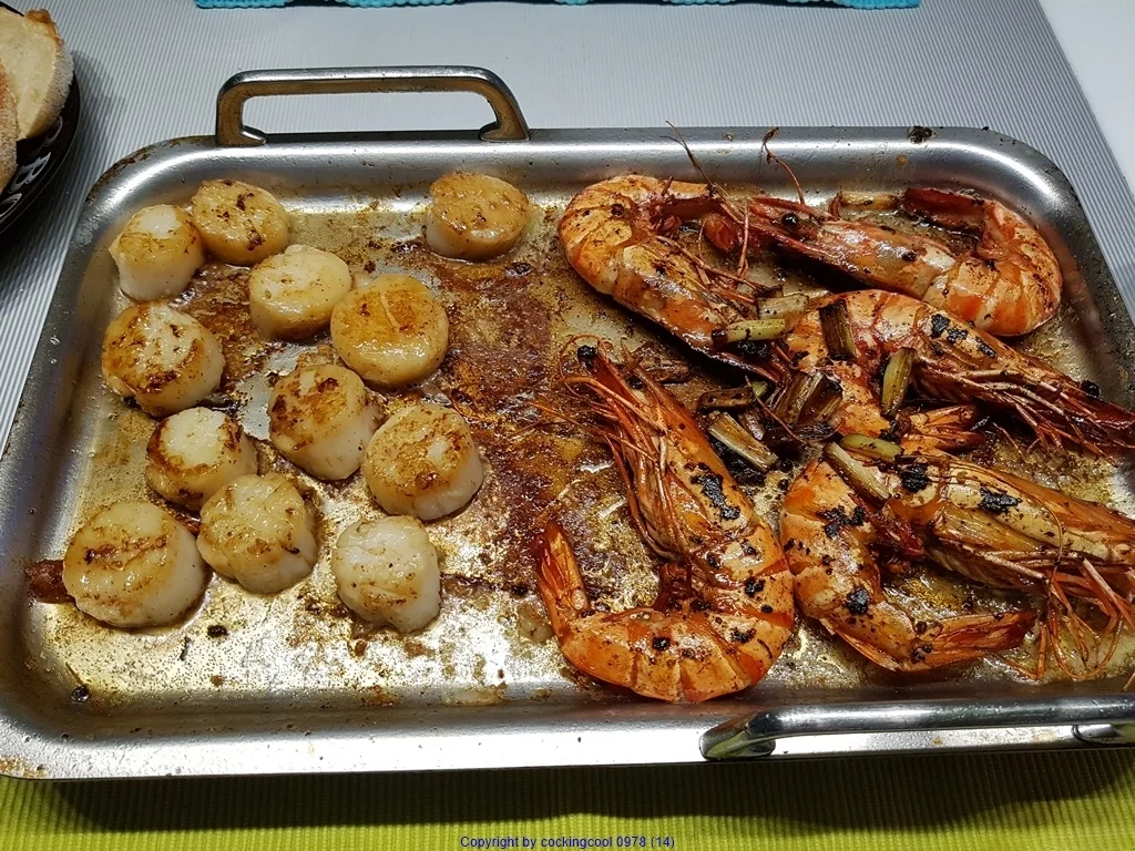 Jacobsmuschel - Riesengarnele- Wildlachs- Salat- und "Beurre de Corail" - Rezept - Bild Nr. 7