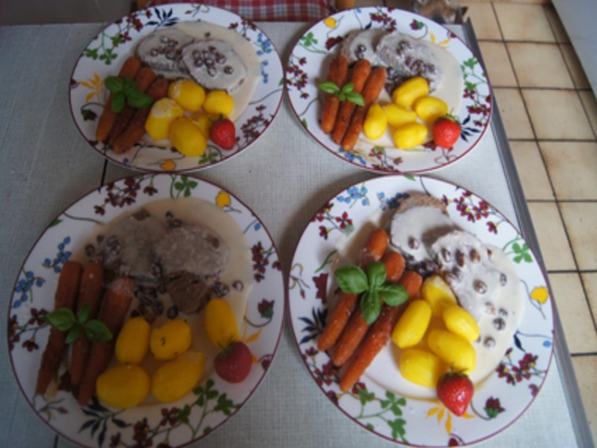Tafelspitz mit Meerrettichsauce, Honig-Karotten und Drillingen - Rezept - Bild Nr. 14
