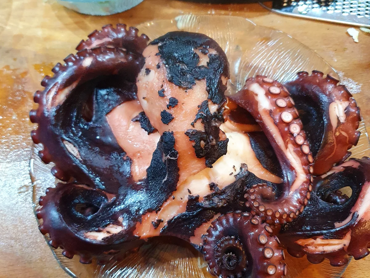 Rezept: Oktopus-Gröstl / Pulpo-Gröstl a la Mälzer Bild Nr. 6 Oktopus-Gröstl / Pulpo-Gröstl a la Mälzer - Rezept - Bild Nr. 6