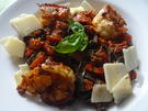 Sepia-Tagliatelle mit Tomaten-Ragout und Großgarnelen - Rezept - Bild Nr. 10904