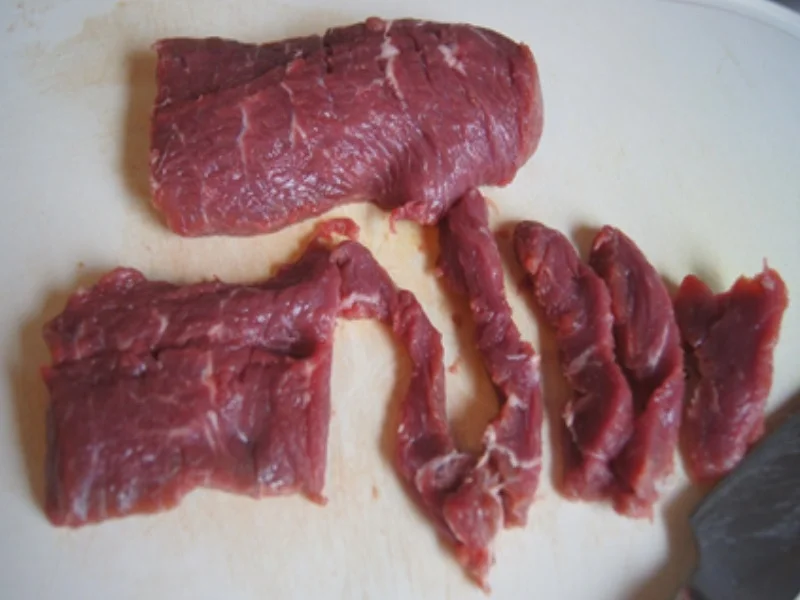 Rezept: Hüftsteak mit Zitronengras und gelber Basmatireis Bild Nr. 4 Hüftsteak mit Zitronengras und gelber Basmatireis - Rezept - Bild Nr. 4