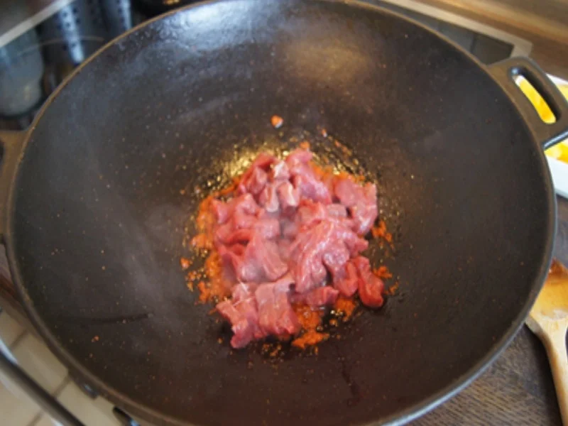 Rezept: Hüftsteak mit Zitronengras und gelber Basmatireis Bild Nr. 9 Hüftsteak mit Zitronengras und gelber Basmatireis - Rezept - Bild Nr. 9