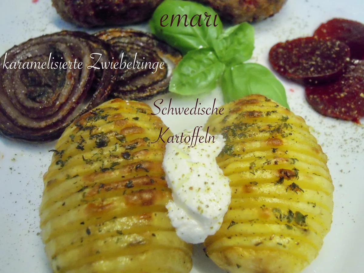 Rezept: Schwedische Kartoffeln und gebackene Zwiebelringe Bild Nr. 2 Schwedische Kartoffeln und gebackene Zwiebelringe - Rezept - Bild Nr. 2