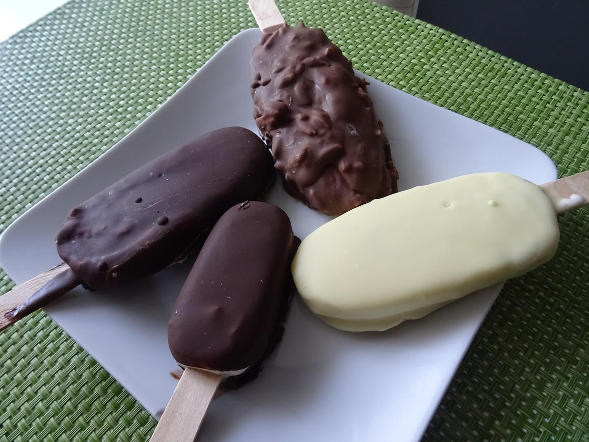 Eis am Stiel nach &amp;quot;Magnum-Art&amp;quot;, drei Sorten - Rezept - kochbar.de