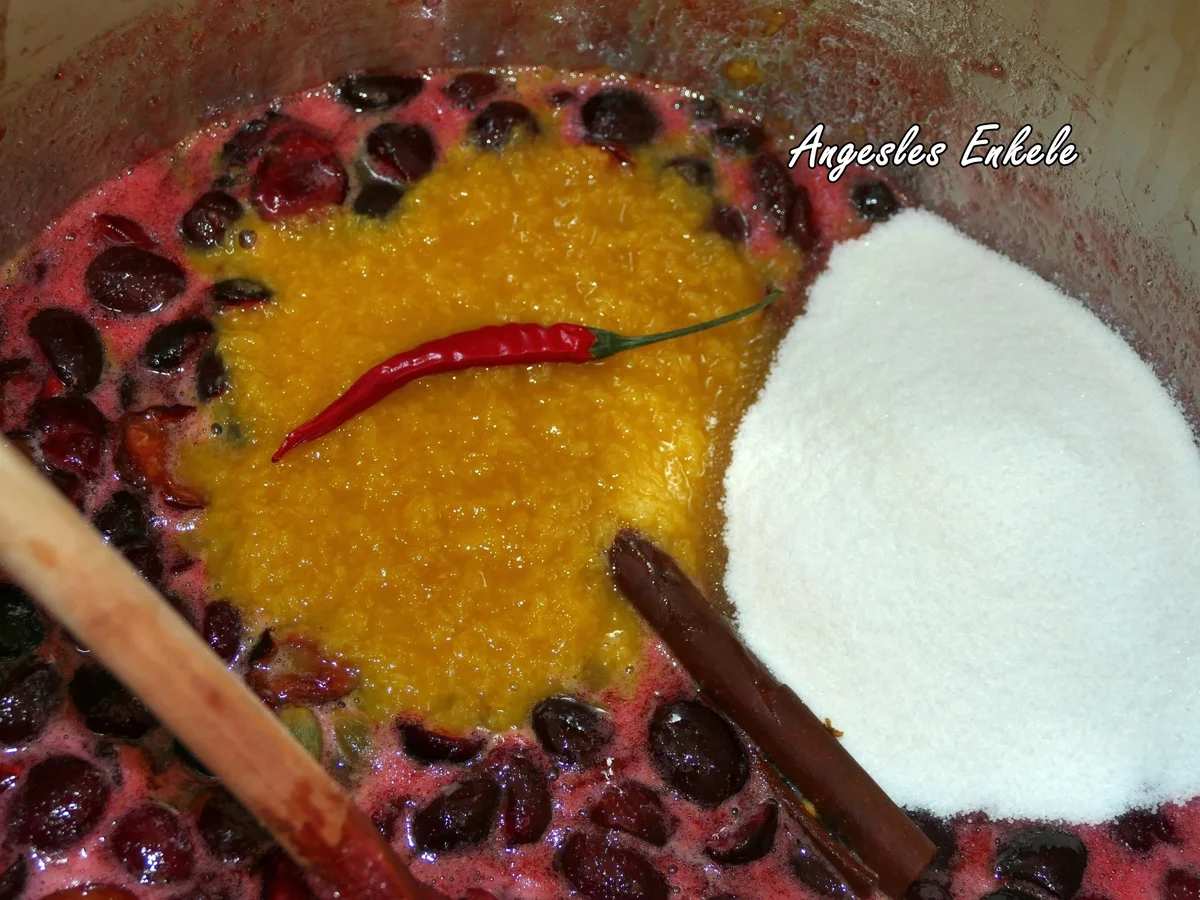 Rezept: Ingwer-Kirsch-Marmelade Bild Nr. 10911 Ingwer-Kirsch-Marmelade - Rezept - Bild Nr. 10911