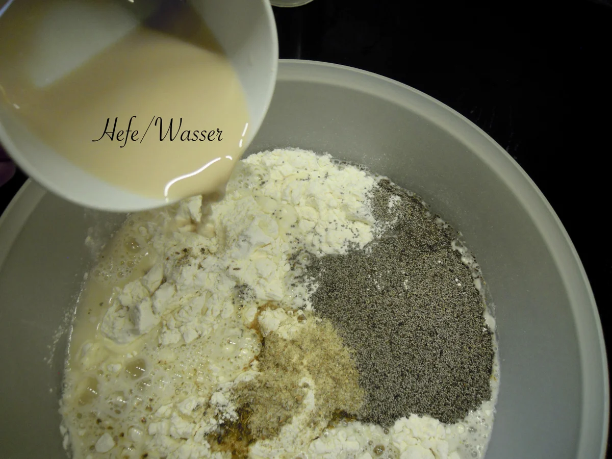 Rezept: Mohn Brot Bild Nr. 4 Mohn Brot - Rezept - Bild Nr. 4