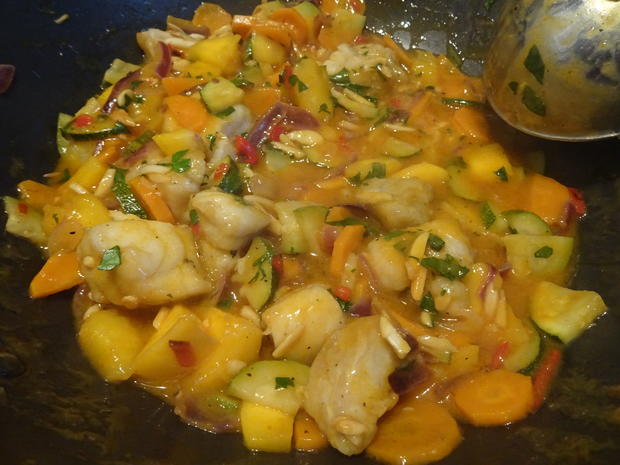 Fisch-Kokos-Curry mit Mango - Rezept mit Bild - kochbar.de