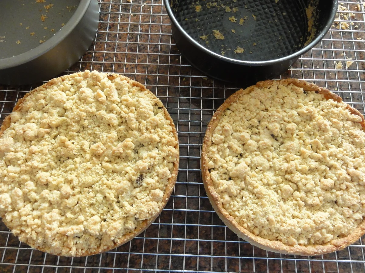 Rezept: Mürbeteig: MOHN ~ APFEL ~ TORTE x 2 Bild Nr. 4 Mürbeteig: MOHN ~ APFEL ~ TORTE x 2 - Rezept - Bild Nr. 4