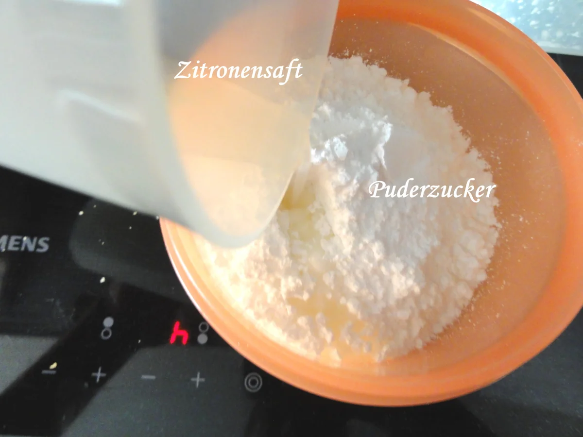 Rezept: Mürbeteig: MOHN ~ APFEL ~ TORTE x 2 Bild Nr. 5 Mürbeteig: MOHN ~ APFEL ~ TORTE x 2 - Rezept - Bild Nr. 5