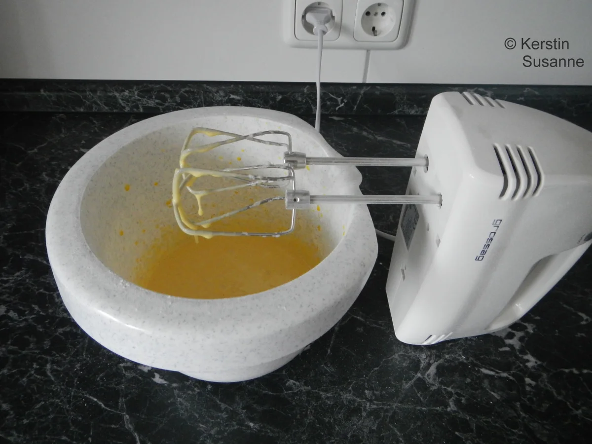 Rezept: Erdbeer-Sahne-Torte Bild Nr. 10916 Erdbeer-Sahne-Torte - Rezept - Bild Nr. 10916