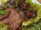 Rezept: Fruchtsalat mit Riesengarnelen und Blattsalat mit Rinderstreifen Bild Nr. 2 Fruchtsalat mit Riesengarnelen und Blattsalat mit Rinderstreifen - Rezept - Bild Nr. 2