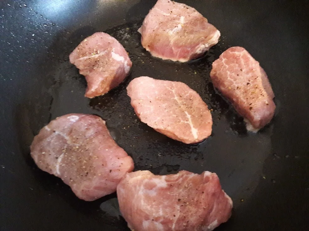 Rezept: Schweinefilet mit Grünen Bohnen und einer hellen Soße Bild Nr. 9 Schweinefilet mit Grünen Bohnen und einer hellen Soße - Rezept - Bild Nr. 9