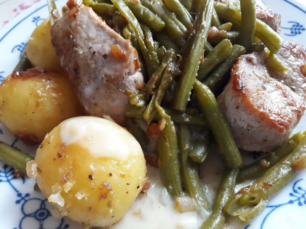 Rezept: Schweinefilet mit Grünen Bohnen und einer hellen Soße Bild Nr. 17 Schweinefilet mit Grünen Bohnen und einer hellen Soße - Rezept - Bild Nr. 17