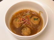 Klare Gemüsesuppe mit Julienne und Paniermehlklößchen - Rezept - Bild Nr. 2