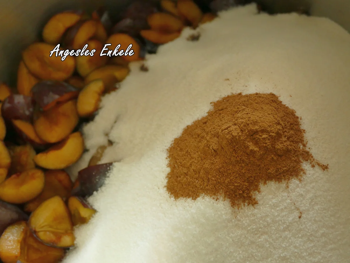 Zwetschgen-Marmelade mit Chilischote und Orangenschale - Rezept - Bild Nr. 2