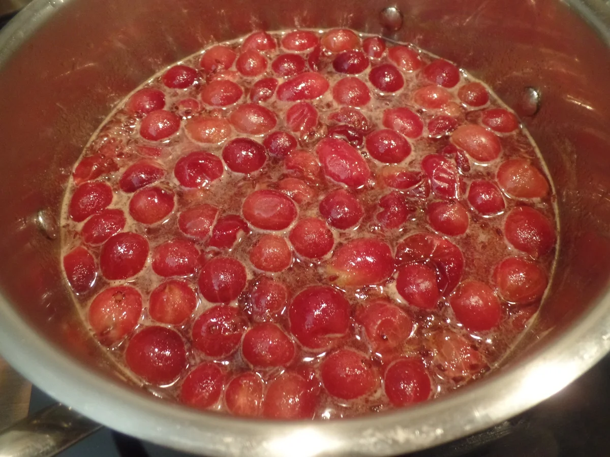 Rote Stachelbeer-Marmelade - Rezept - Bild Nr. 10936