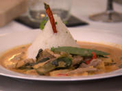 Rotes Thai Curry mit Schweinefilet zu Jasminreis - Rezept - Bild Nr. 2