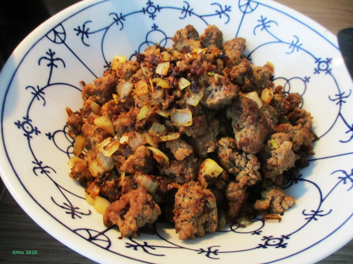 Nudeln mit Käse-Soße und Hack auf Rucola - Rezept - Bild Nr. 5