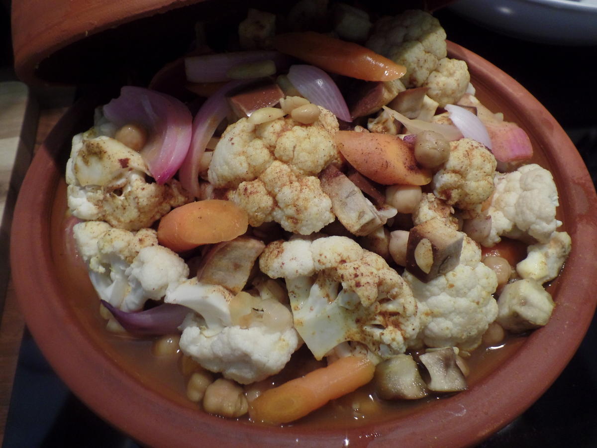 Gemüse-Tajine mit Aprikosen und Couscous - Rezept - Bild Nr. 10970