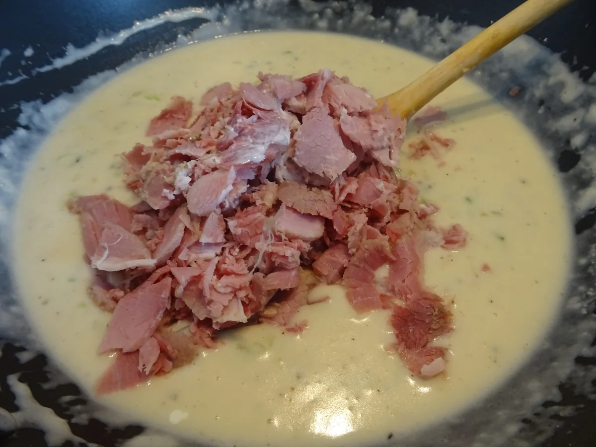 Rezept: Gnocchi in Käse-Sahnesoße mit Schinken Bild Nr. 4 Gnocchi in Käse-Sahnesoße mit Schinken - Rezept - Bild Nr. 4