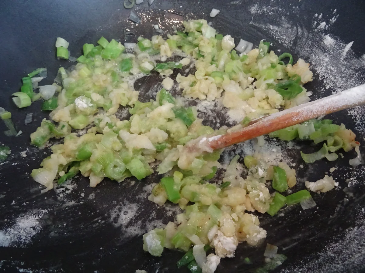 Rezept: Gnocchi in Käse-Sahnesoße mit Schinken Bild Nr. 5 Gnocchi in Käse-Sahnesoße mit Schinken - Rezept - Bild Nr. 5