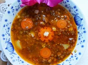 Rezept: Italienische Tomatensuppe mit braunen Linsen und Gemรผse Bild Nr. 2 Italienische Tomatensuppe mit braunen Linsen und Gemรผse - Rezept - Bild Nr. 2