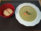 Rezept: Erbsensuppe mit Garnelen, Brot und Kräuterbutter à la Claudia Bild Nr. 2 Erbsensuppe mit Garnelen, Brot und Kräuterbutter à la Claudia - Rezept - Bild Nr. 2
