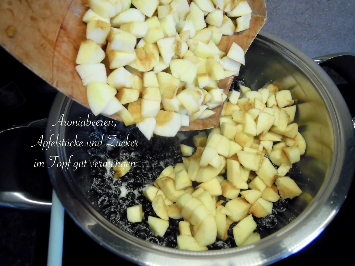 Rezept: Aronia Marmelade und Aronia Sirup Bild Nr. 51 Aronia Marmelade und Aronia Sirup - Rezept - Bild Nr. 51