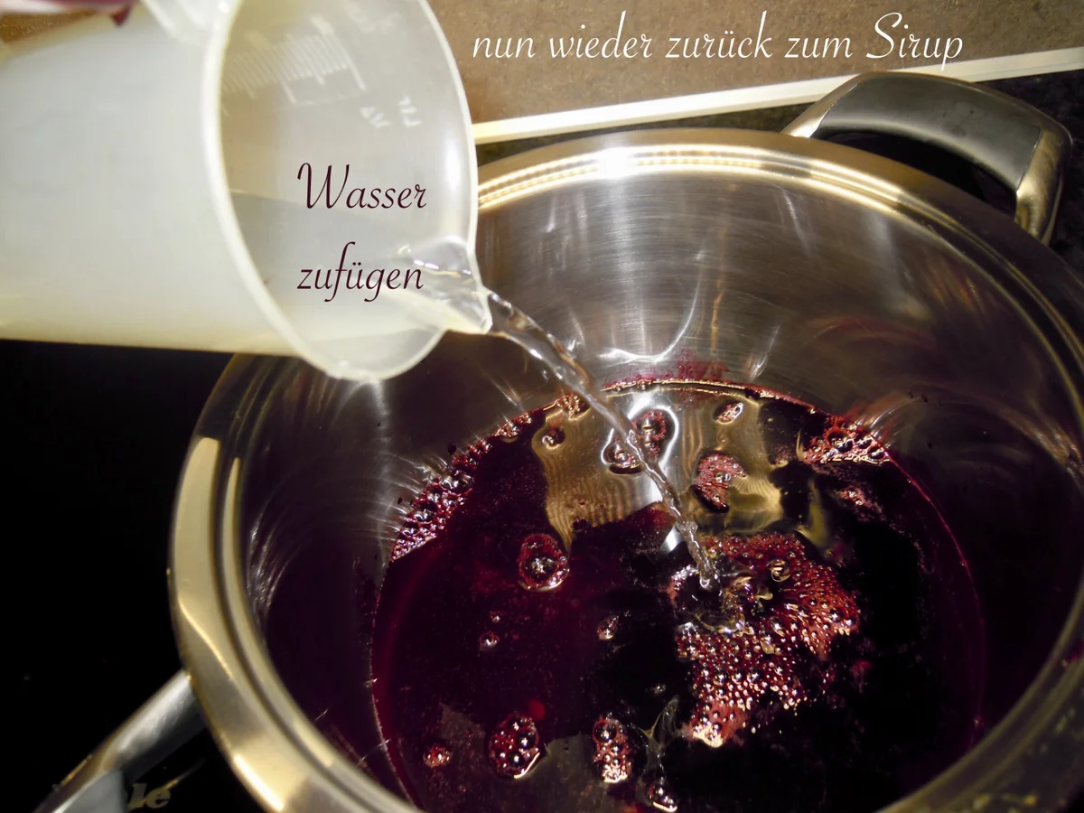 Rezept: Aronia Marmelade und Aronia Sirup Bild Nr. 59 Aronia Marmelade und Aronia Sirup - Rezept - Bild Nr. 59