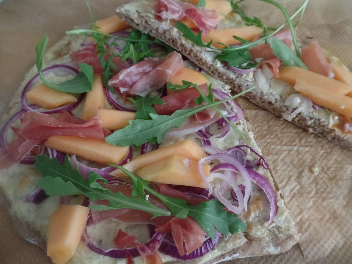 Flammkuchen mit Melone - Rezept - Bild Nr. 10965
