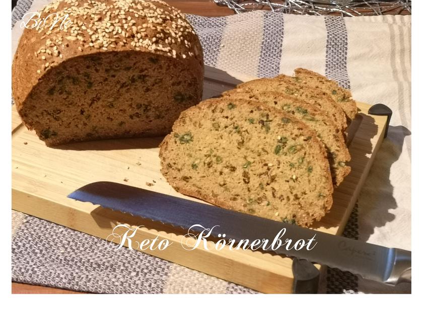 BiNe` S KETO KÖRNERBROT - schnell &amp; einfach - von Bine13100