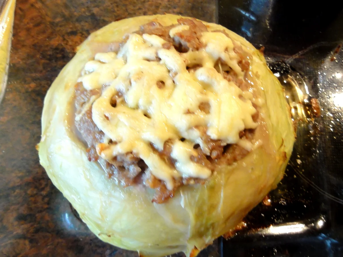 Gemüse:   JAROMAKOHL mit Hackfüllung + Käsesauce - Rezept - Bild Nr. 11