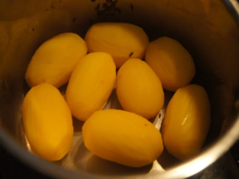 Schwartenwurst mit Buschbohnen und Kartoffeln - Rezept - Bild Nr. 15