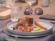 Kalbskarree mit Rote-Bete-Gnocchi an Erbsen-Minze-Püree und Tomatensauce - Rezept - Bild Nr. 11009