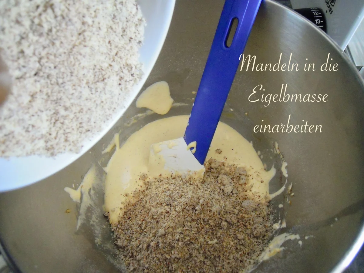 Rezept: Mallorquinische Mandeltorte Bild Nr. 7 Mallorquinische Mandeltorte - Rezept - Bild Nr. 7