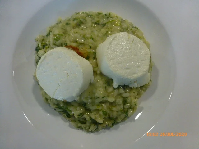 Kerbelrisotto mit Ziegenkäsetaler - Rezept - Bild Nr. 2